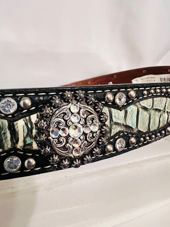 Ariat Women\'s Leather Mix Medium Women\'s Rhinestone Studded Belt-Black/Green- main image 15